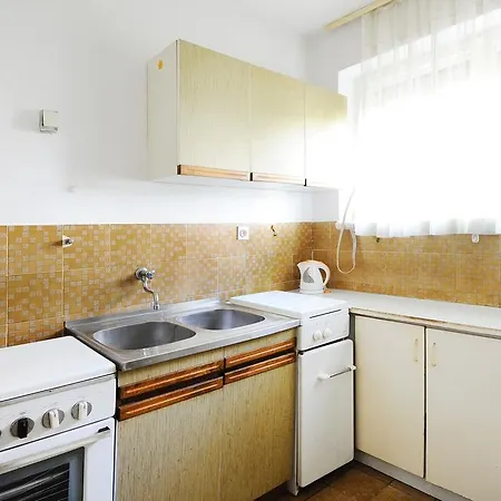 Apartment Lovely Flat Split